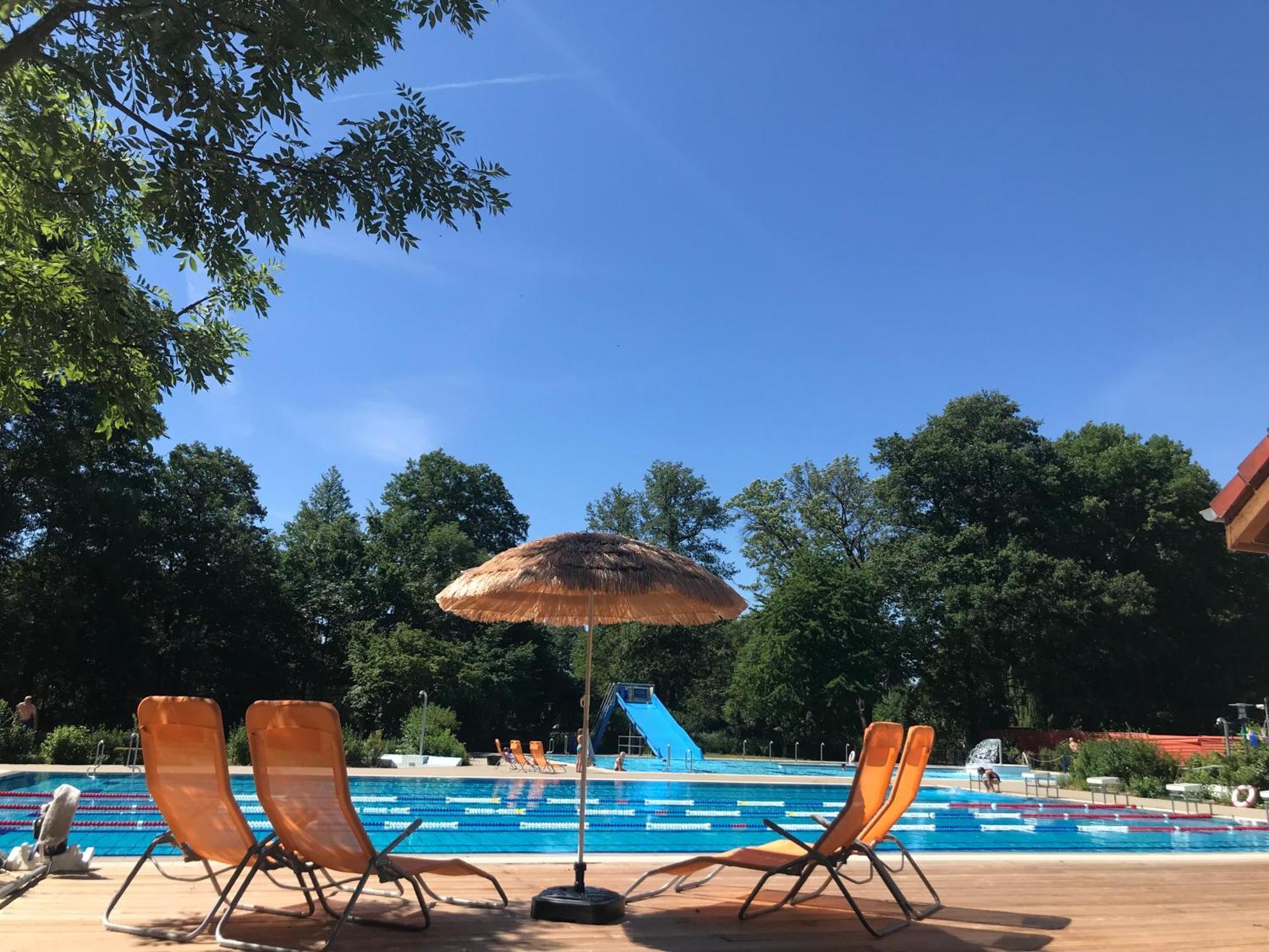 Ferienwohnung Ortrand - Pension Bagian luar foto