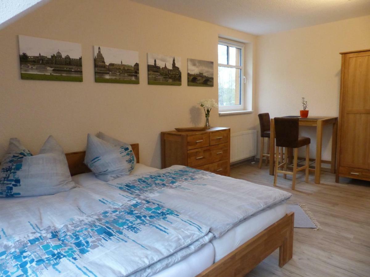 Ferienwohnung Ortrand - Pension Bagian luar foto