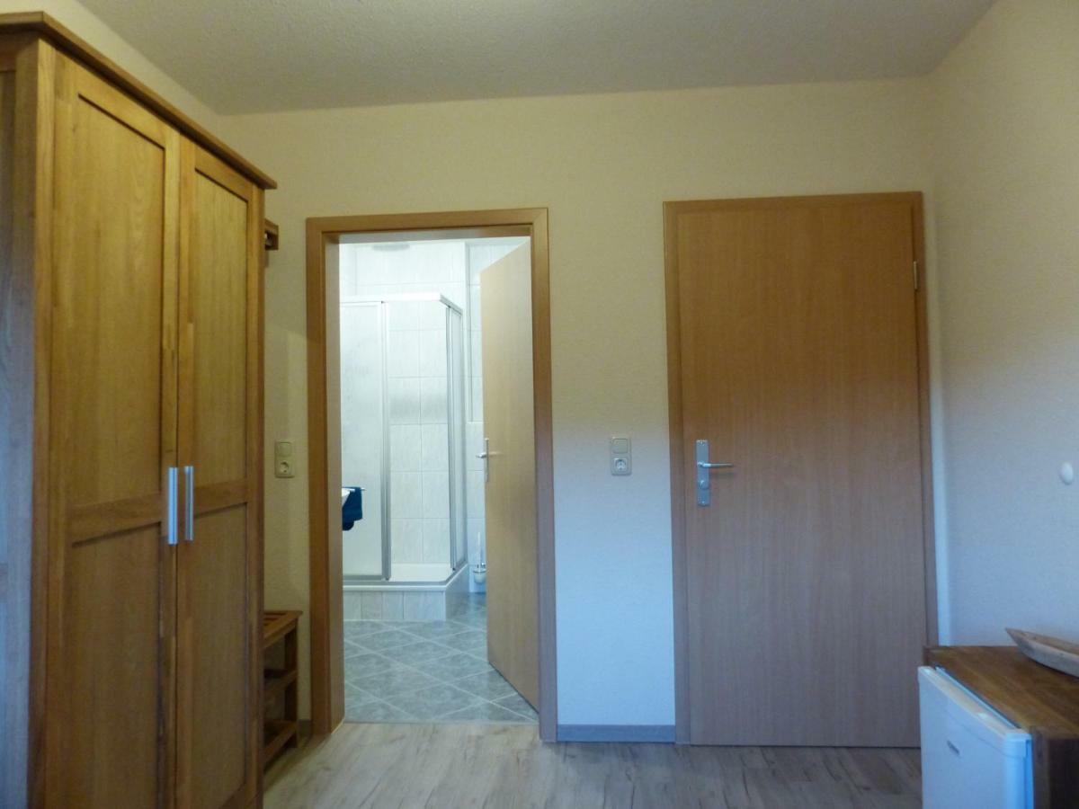 Ferienwohnung Ortrand - Pension Bagian luar foto