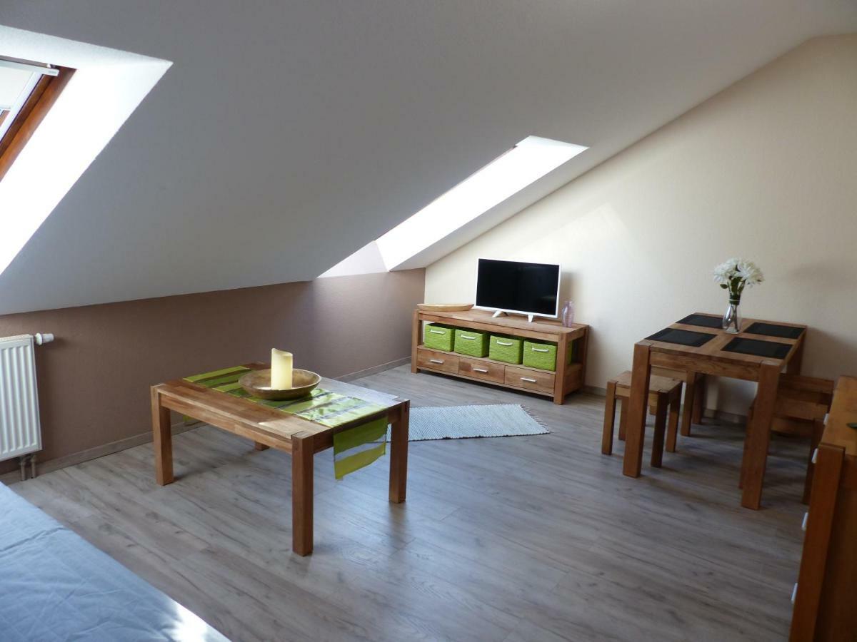 Ferienwohnung Ortrand - Pension Bagian luar foto